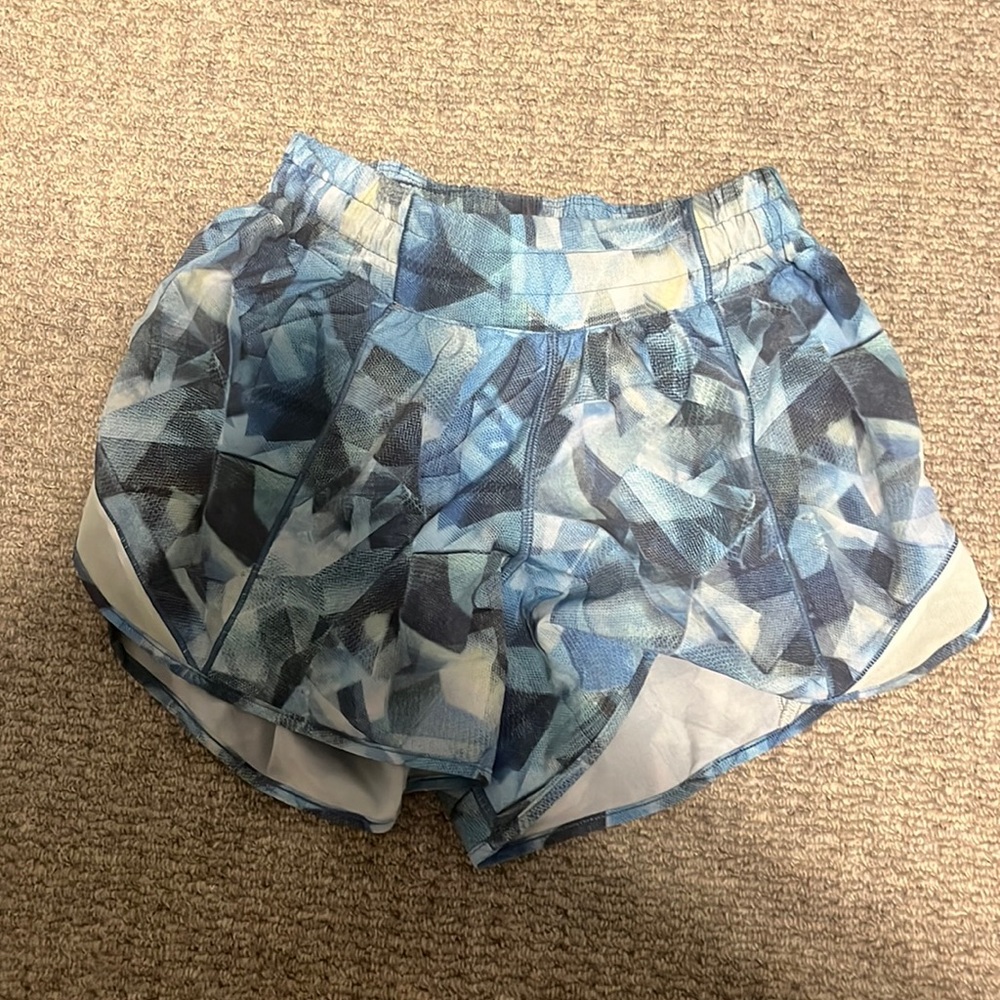 Blue pattern. Lululemon shorts.